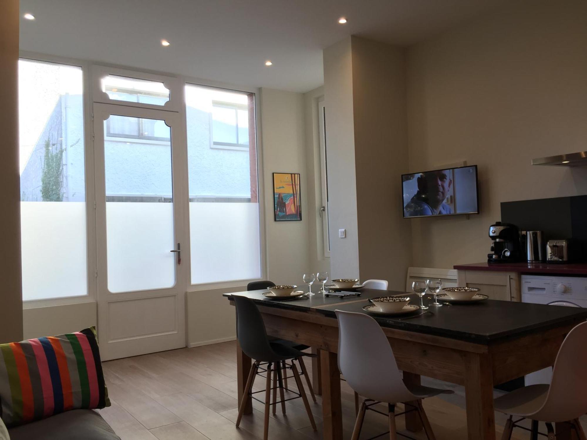 Arcachon, Quartier Historique, Maison De A 2 Pas De La